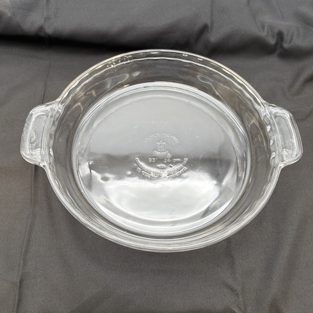 Anchor Hocking 9.5 Inch Glass Pie Plate, Crimped Fluted Edge